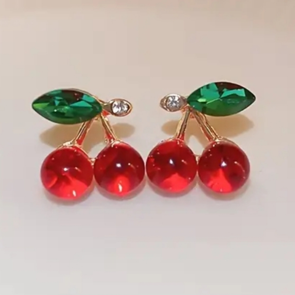 🆕️ Cherry Red and Green Earrings - Picture 3 of 4